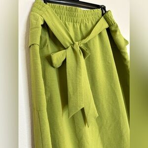 New York Clothing Co - Lime Green - Long Skirt- No Pockets- With Tie, Worn Twice